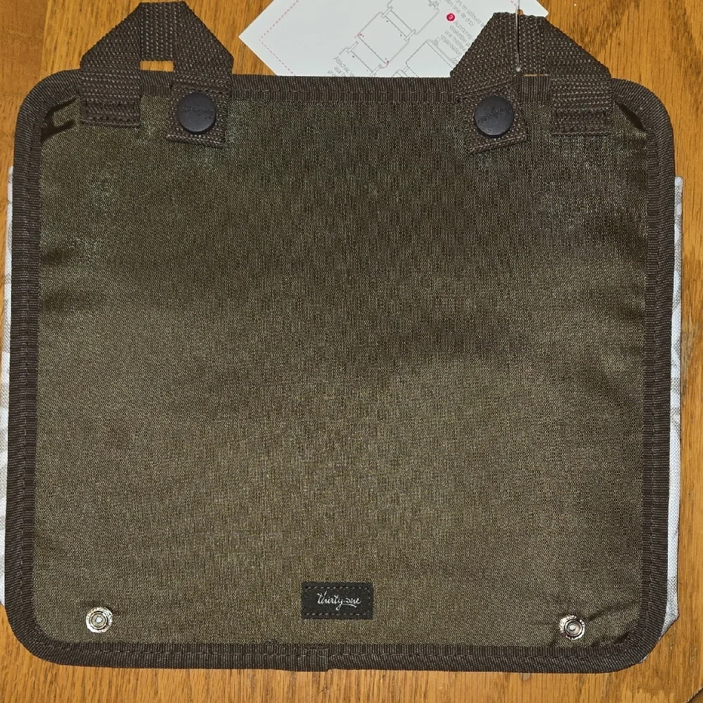 thirty-one Oh-Snap Pocket Taupe Playful Parade